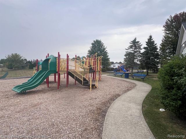 33020 Spruce Court, Lenox, MI 48048