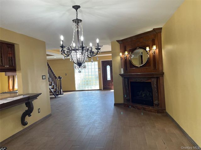 3200 Lydia Lane, Bellmore, NY 11710