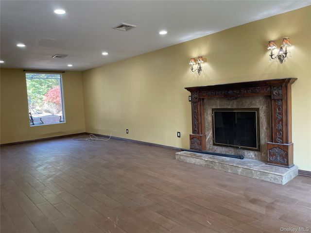 3200 Lydia Lane, Bellmore, NY 11710