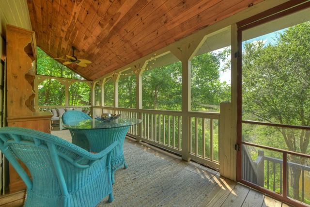 160 Adams Circle, Mineral Bluff, GA 30559