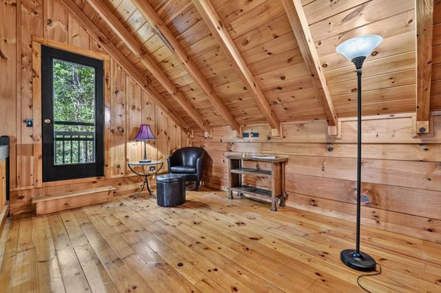 160 Adams Circle, Mineral Bluff, GA 30559