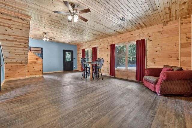 160 Adams Circle, Mineral Bluff, GA 30559