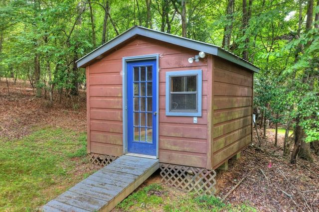 160 Adams Circle, Mineral Bluff, GA 30559