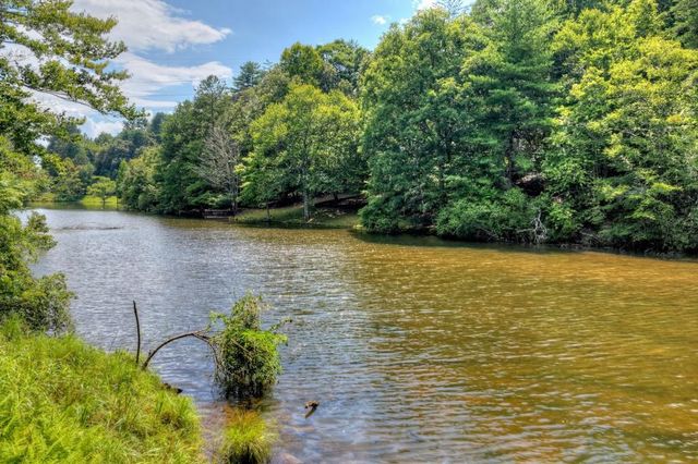 160 Adams Circle, Mineral Bluff, GA 30559