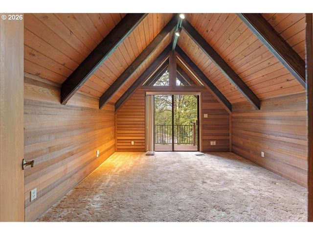 23001 Se YELLOWHAMMER St, Damascus, OR 97089