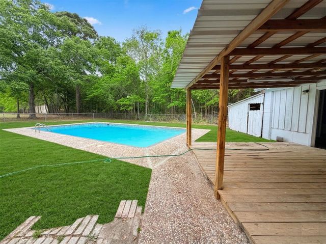 20729 Canterbury Road, Porter, TX 77365