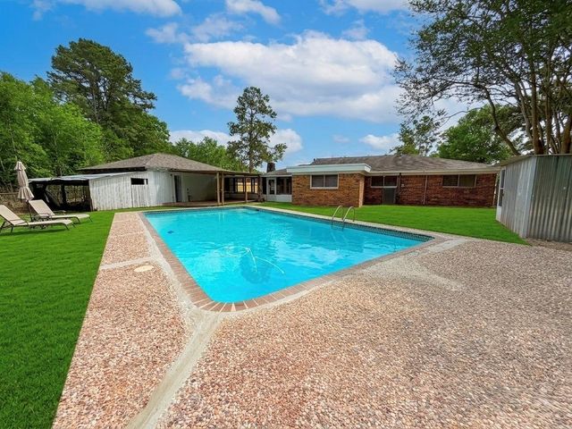 20729 Canterbury Road, Porter, TX 77365