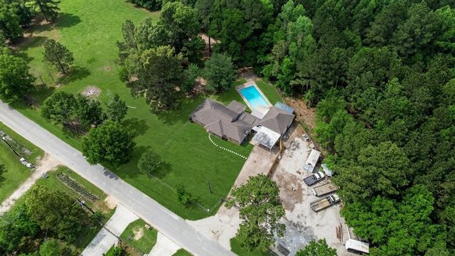 20729 Canterbury Road, Porter, TX 77365