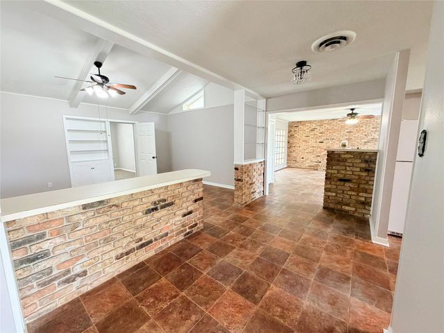 20729 Canterbury Road, Porter, TX 77365