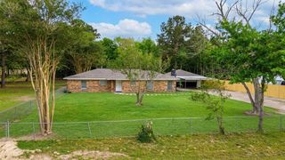 20729 Canterbury Road, Porter, TX 77365
