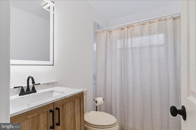 402 ELDERFIELD RD, Newark, DE 19713
