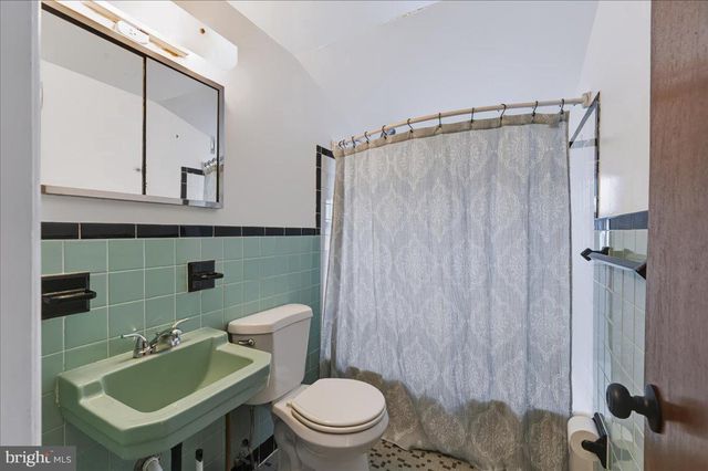 402 ELDERFIELD RD, Newark, DE 19713