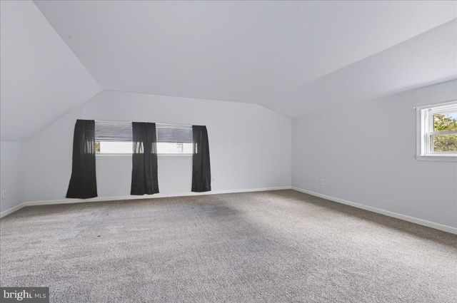 402 ELDERFIELD RD, Newark, DE 19713