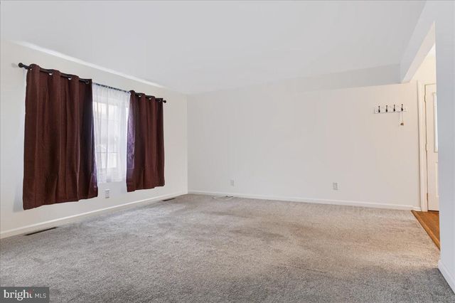402 ELDERFIELD RD, Newark, DE 19713