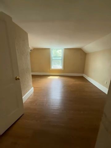 29 Devlin Passway 2R, Fitchburg, MA 01420