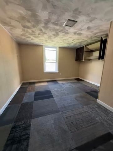 29 Devlin Passway 2R, Fitchburg, MA 01420