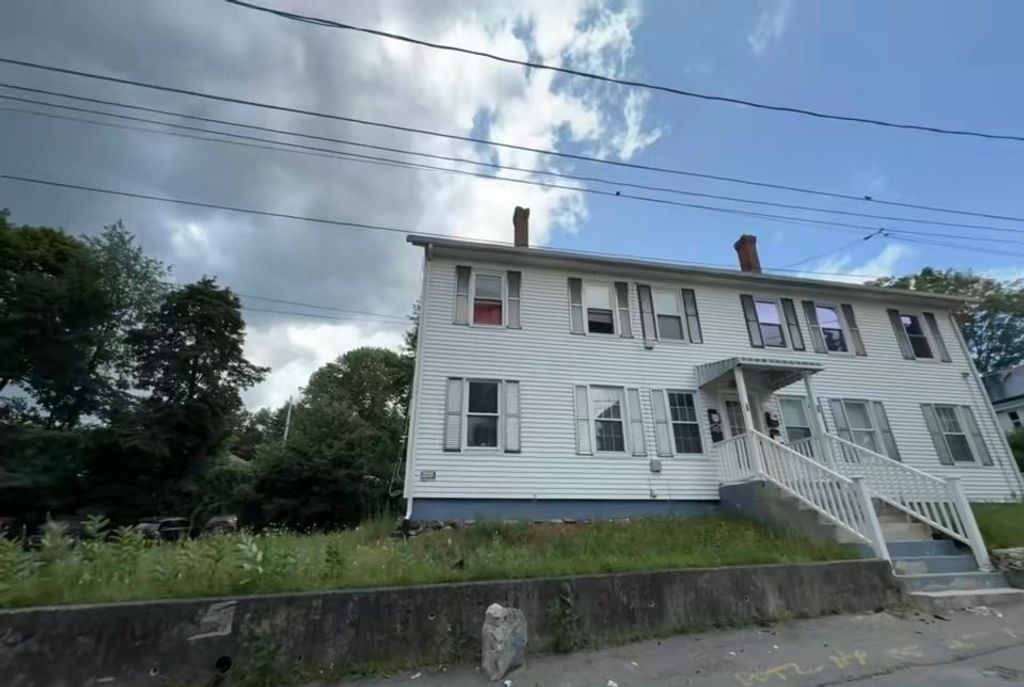 29 Devlin Passway 2R, Fitchburg, MA 01420