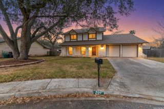 209 Coventry Ln., Seguin, TX 78155