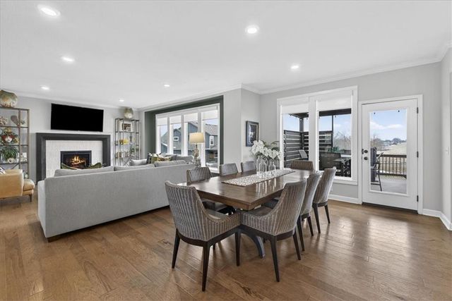 105 SW Meadowbrook Drive, Lee's Summit, MO 64082