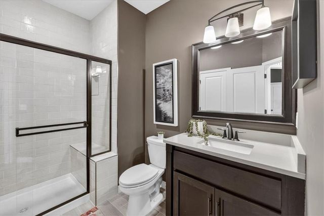 105 SW Meadowbrook Drive, Lee's Summit, MO 64082