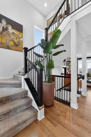 105 SW Meadowbrook Drive, Lee's Summit, MO 64082