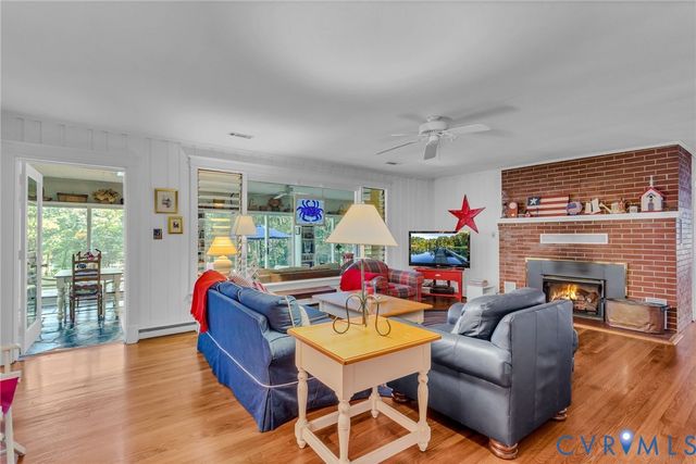 70 Currell Cove Lane, White Stone, VA 22578