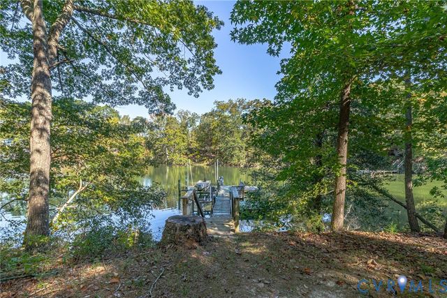 70 Currell Cove Lane, White Stone, VA 22578