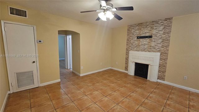 1848 Madison St 3, Hollywood, FL 33020