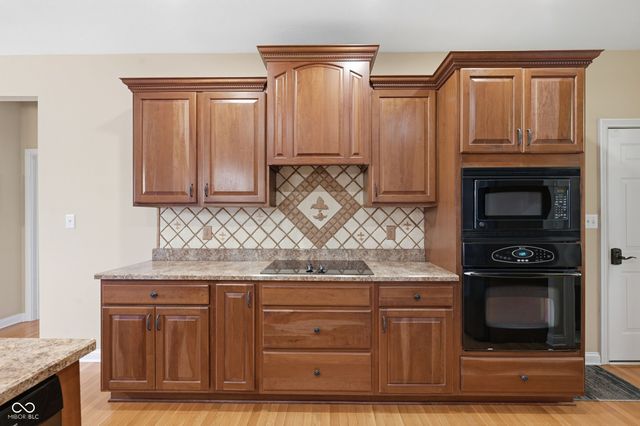 1103 Raintree Drive, Greenfield, IN 46140