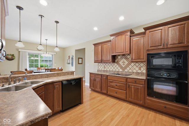 1103 Raintree Drive, Greenfield, IN 46140