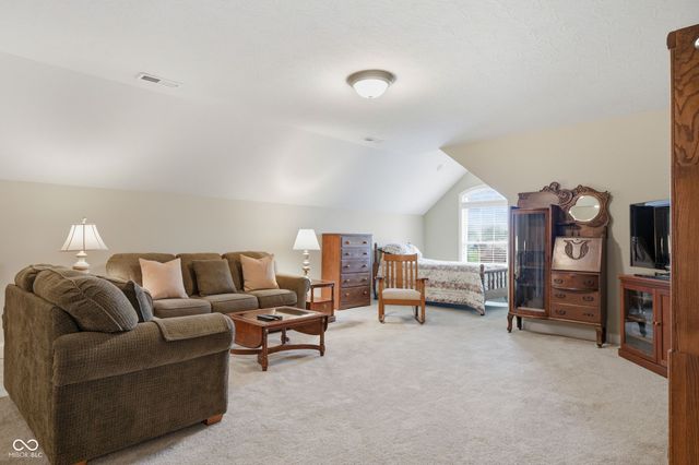 1103 Raintree Drive, Greenfield, IN 46140