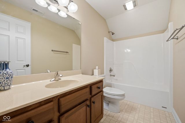 1103 Raintree Drive, Greenfield, IN 46140