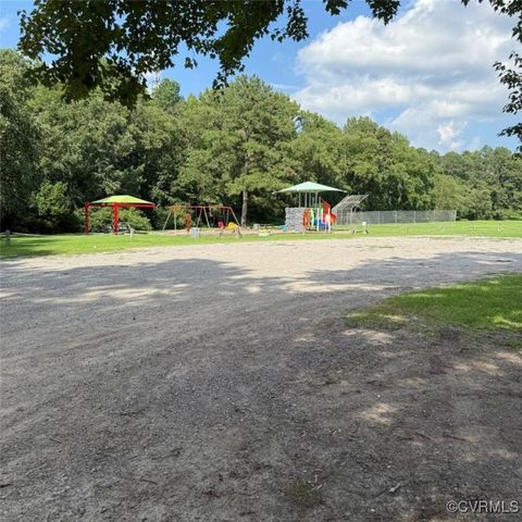 1803 Navion St, Richmond, VA 23228