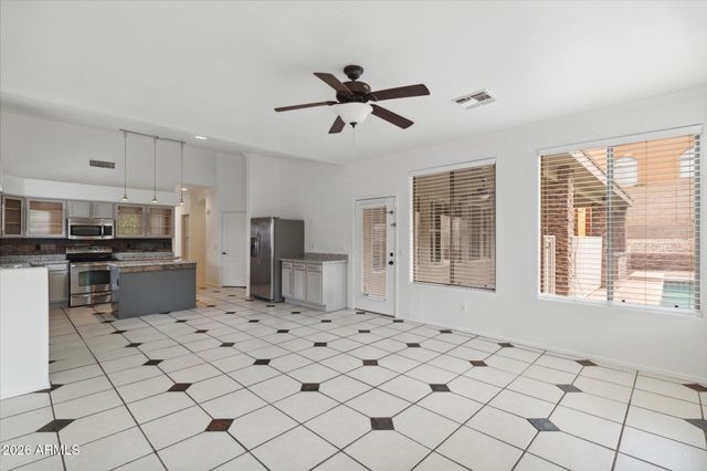 6335 W Tether Trail, Phoenix, AZ 85083
