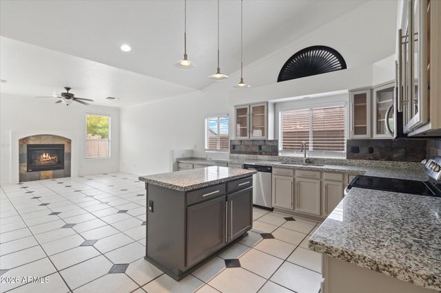 6335 W Tether Trail, Phoenix, AZ 85083