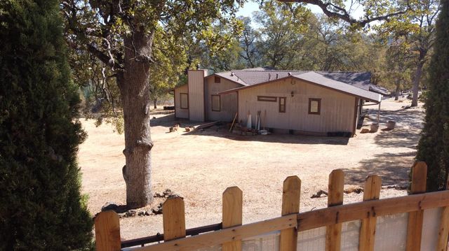 18288 Mountaintop Ln, Grass Valley, CA 95949