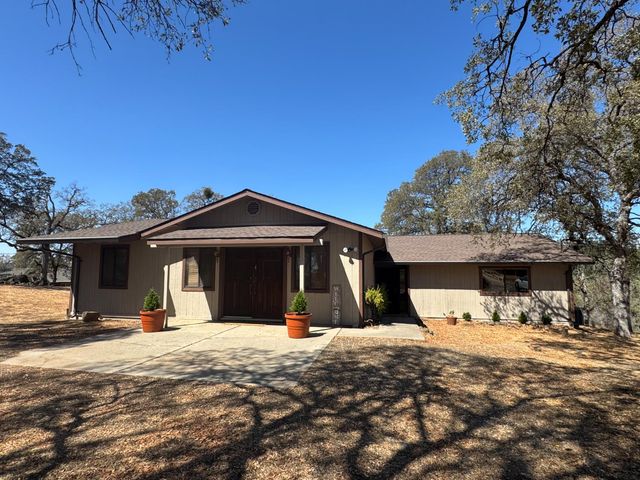 18288 Mountaintop Ln, Grass Valley, CA 95949