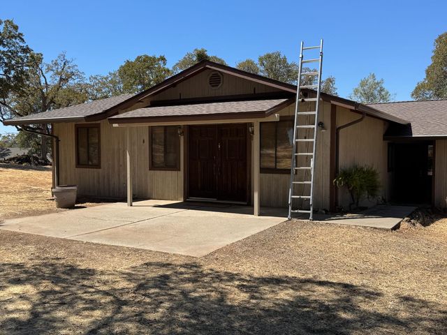 18288 Mountaintop Ln, Grass Valley, CA 95949