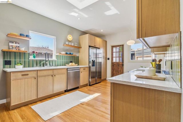 1507 Marin Ave, Albany, CA 94706