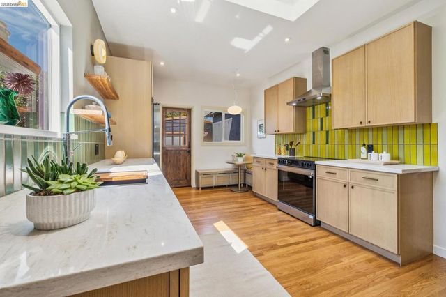 1507 Marin Ave, Albany, CA 94706
