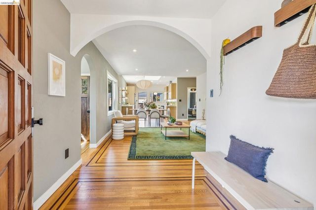 1507 Marin Ave, Albany, CA 94706
