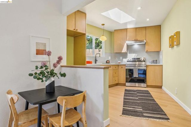1507 Marin Ave, Albany, CA 94706