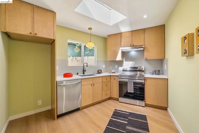 1507 Marin Ave, Albany, CA 94706