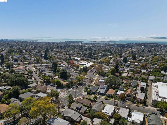 1507 Marin Ave, Albany, CA 94706