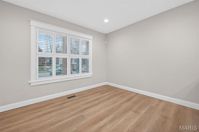 6810 Pershing Avenue, University City, MO 63130