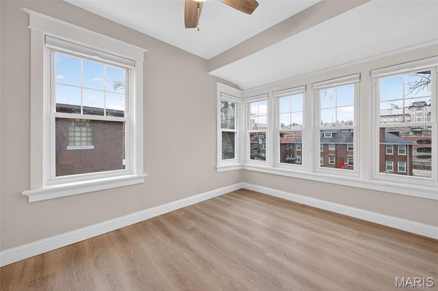 6810 Pershing Avenue, University City, MO 63130