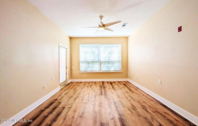 10550 BAYMEADOWS Road 322, Jacksonville, FL 32256