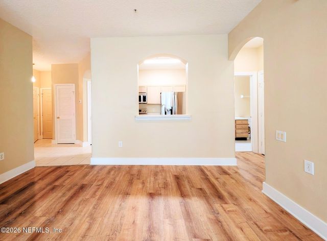 10550 BAYMEADOWS Road 322, Jacksonville, FL 32256
