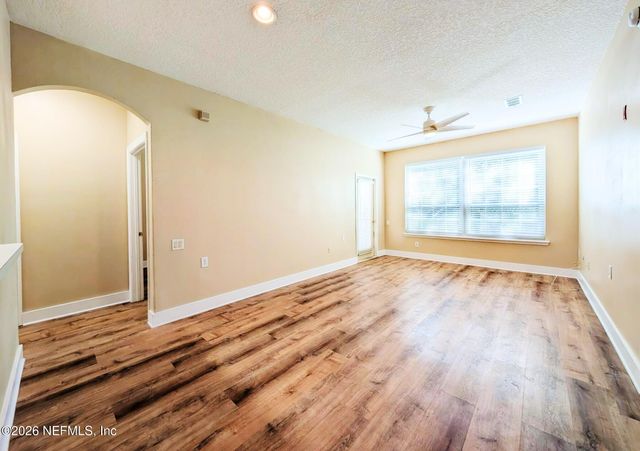 10550 BAYMEADOWS Road 322, Jacksonville, FL 32256