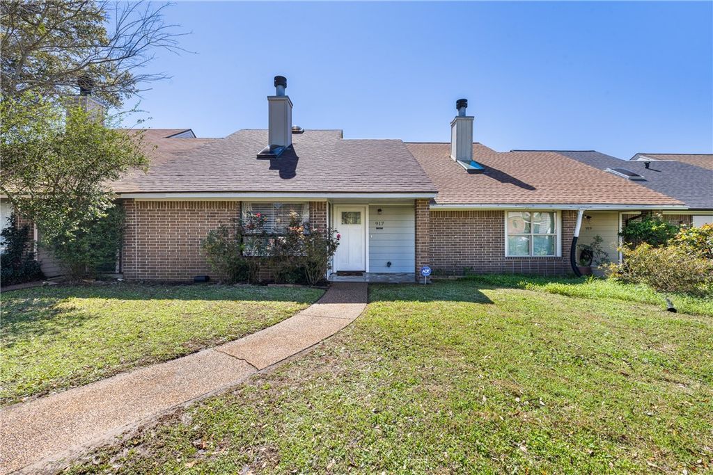 917 Navidad Street, Bryan, TX 77801